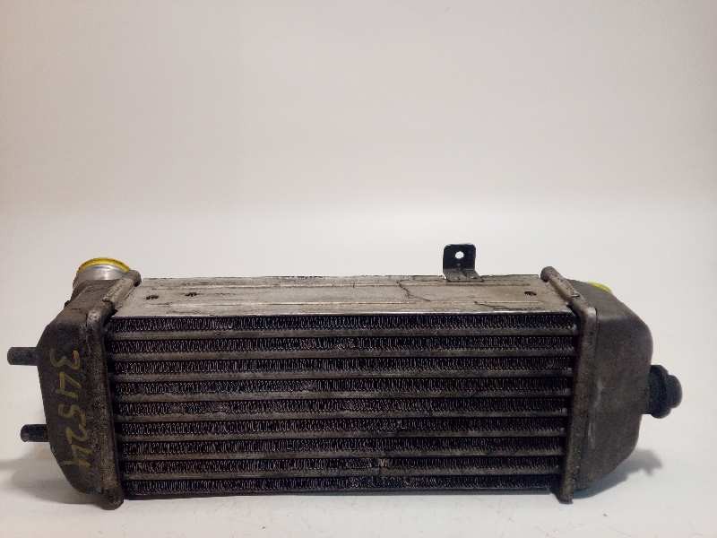 Recambio de intercooler para kia soul 1.6 crdi cat referencia OEM IAM 282712A700  