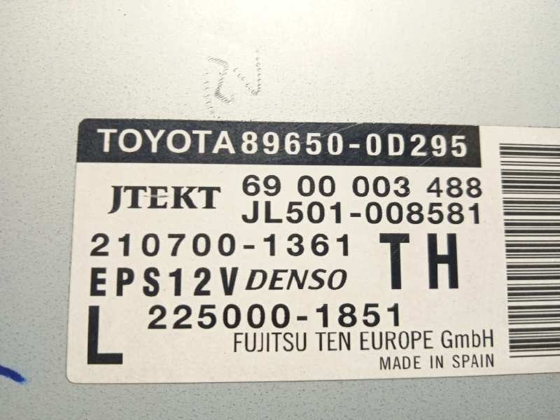 Recambio de centralita direccion para toyota yaris 1.3 16v cat referencia OEM IAM 896500D295  2250001851