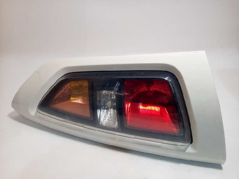 Recambio de piloto trasero derecho para kia soul 1.6 crdi cat referencia OEM IAM 924202K010  