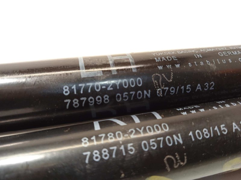 Recambio de amortiguadores maletero / porton para hyundai ix35 1.6 cat referencia OEM IAM 817802Y000  