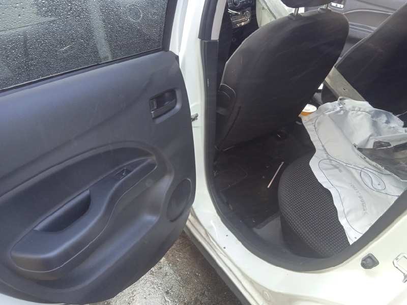 mitsubishi space star (a00) del año 2015