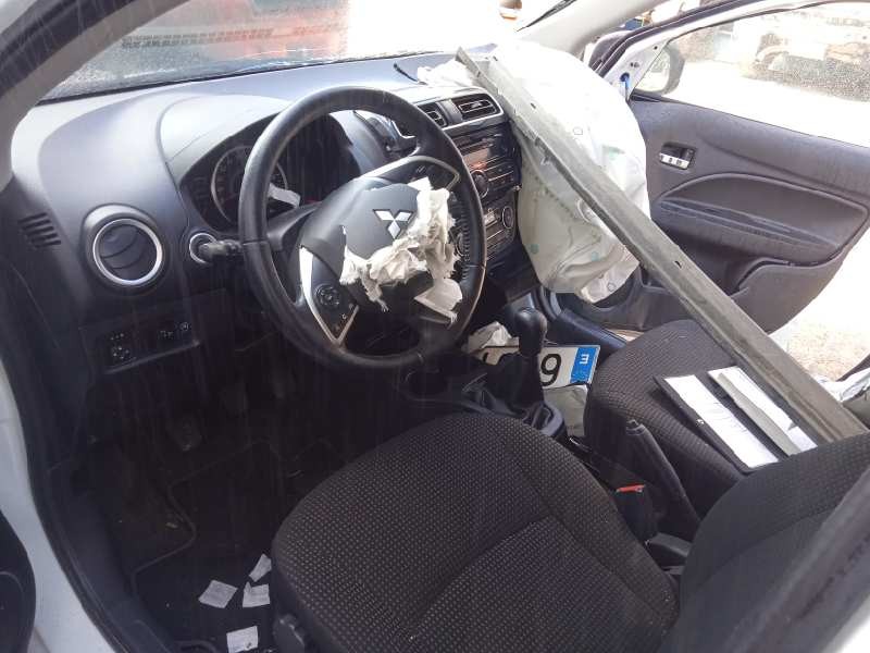 mitsubishi space star (a00) del año 2015