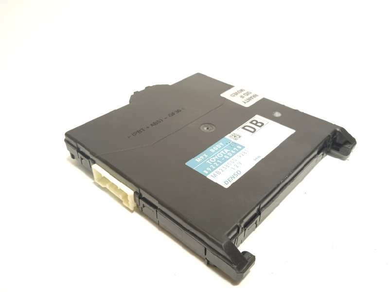 Recambio de modulo electronico para toyota yaris 1.3 16v cat referencia OEM IAM 892210D470  MB2380009281