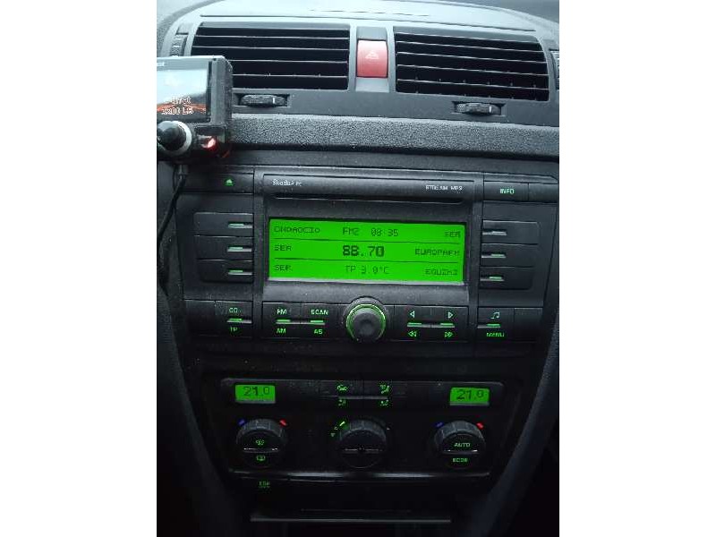 skoda octavia combi (1z5) del año 2008