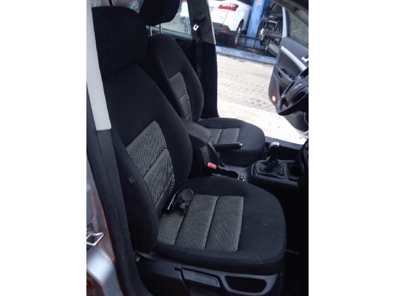 skoda octavia combi (1z5) del año 2008