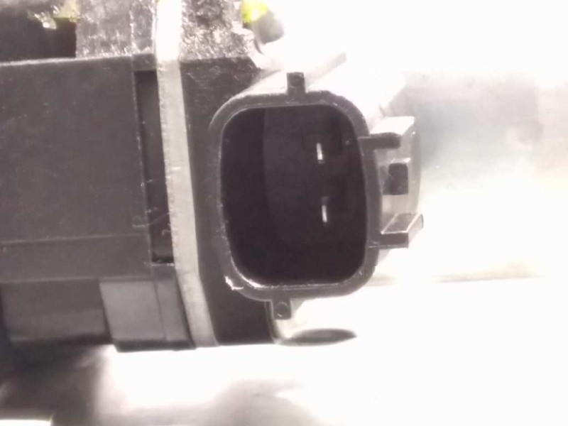 Recambio de elevalunas delantero derecho para renault clio iv grandtour dynamique referencia OEM IAM 807205569R  