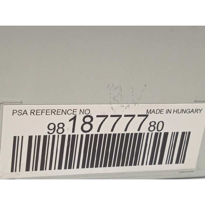 Recambio de sistema audio / radio cd para citroën jumpy spacetourer business m referencia OEM IAM 9818777780  