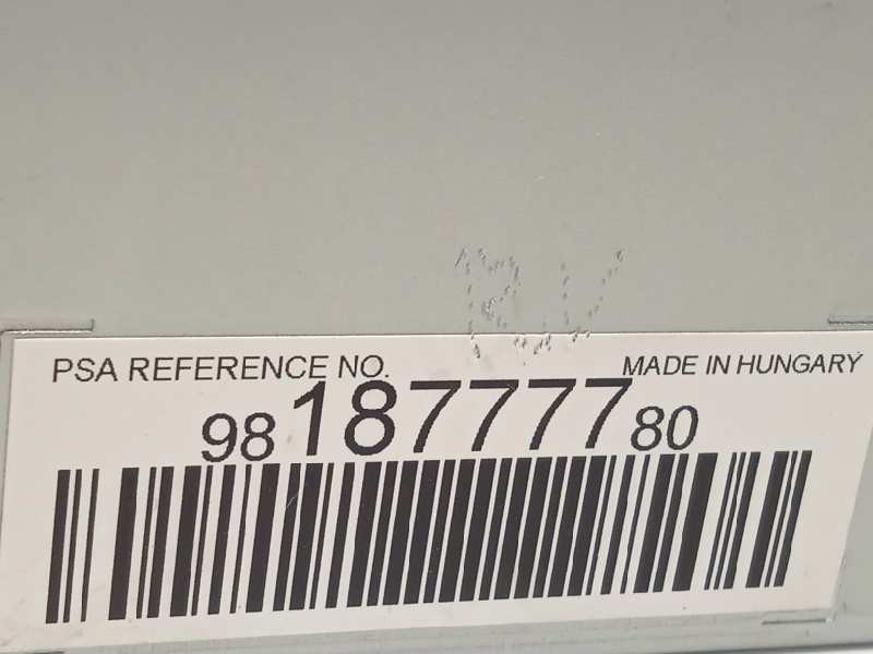 Recambio de sistema audio / radio cd para citroën jumpy spacetourer business m referencia OEM IAM 9818777780  