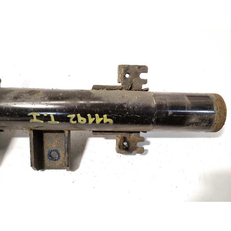 Recambio de amortiguador trasero izquierdo para land rover range rover evoque evoque referencia OEM IAM GJ3218K004AE  LR044681