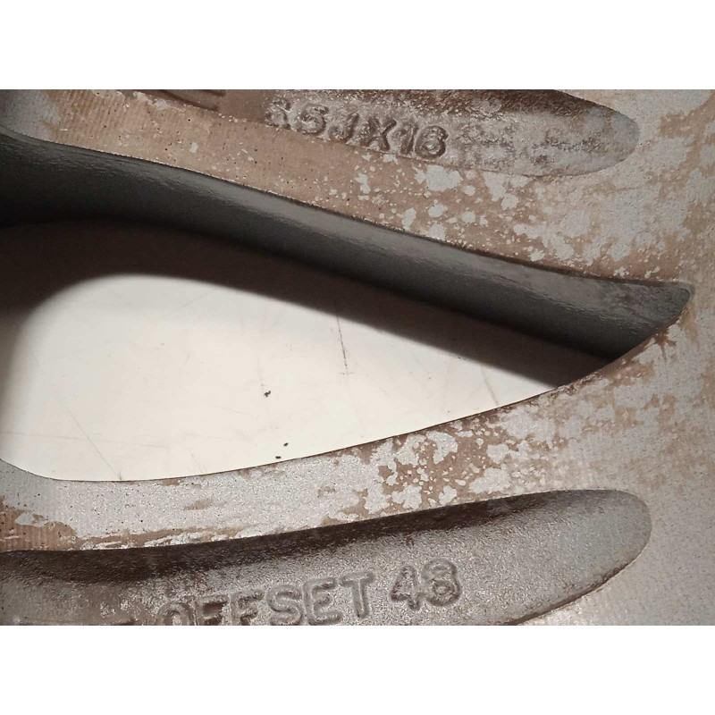 Recambio de llanta para hyundai ix35 1.6 cat referencia OEM IAM 529102Y510  