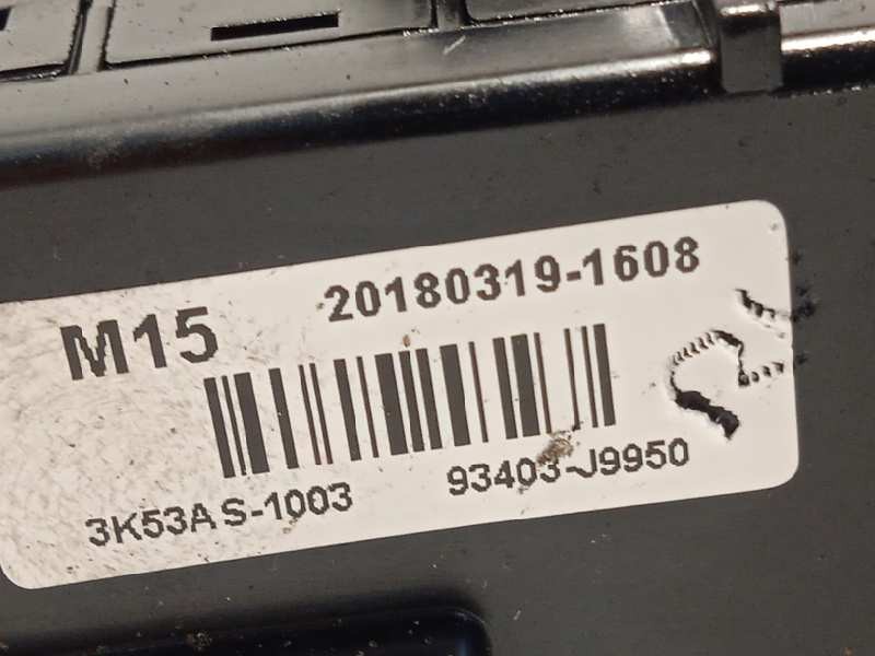 Recambio de mando intermitentes para hyundai kona 1.0 tgdi cat referencia OEM IAM 93403J9950  