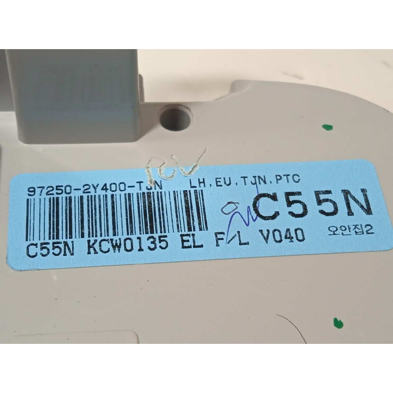 Recambio de mando climatizador para hyundai ix35 1.6 cat referencia OEM IAM 972502Y400  972502Y400TJN