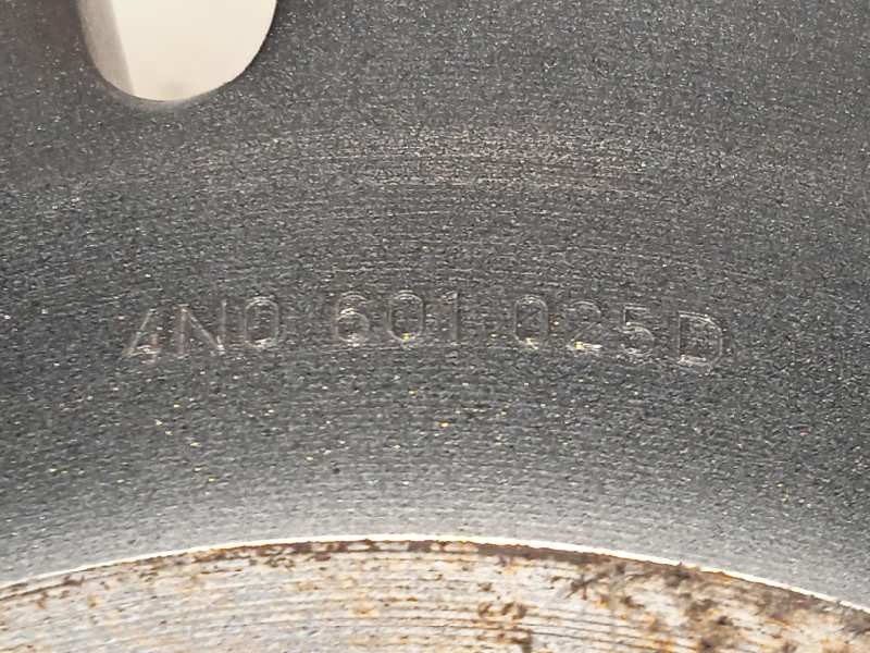 Recambio de llanta para audi a8 (4n2/4n8) 50 tdi quattro referencia OEM IAM 4N0601025D  