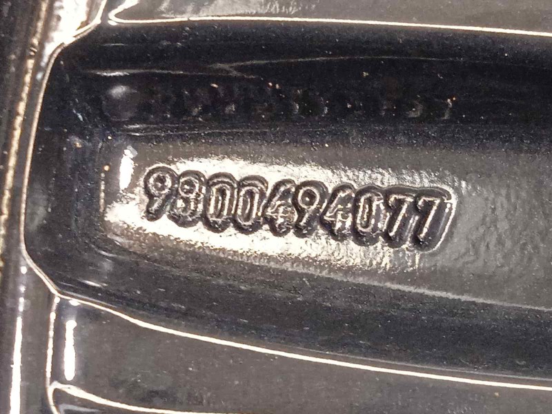 Recambio de llanta para citroën c4 cactus feel edition referencia OEM IAM 9800494077  98004940ZR