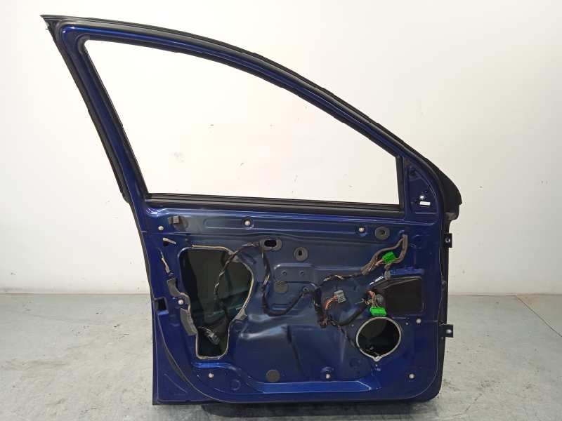 Recambio de puerta delantera izquierda para volvo xc90 2.4 d momentum geartronic (7 sitze) referencia OEM IAM 30796496  
