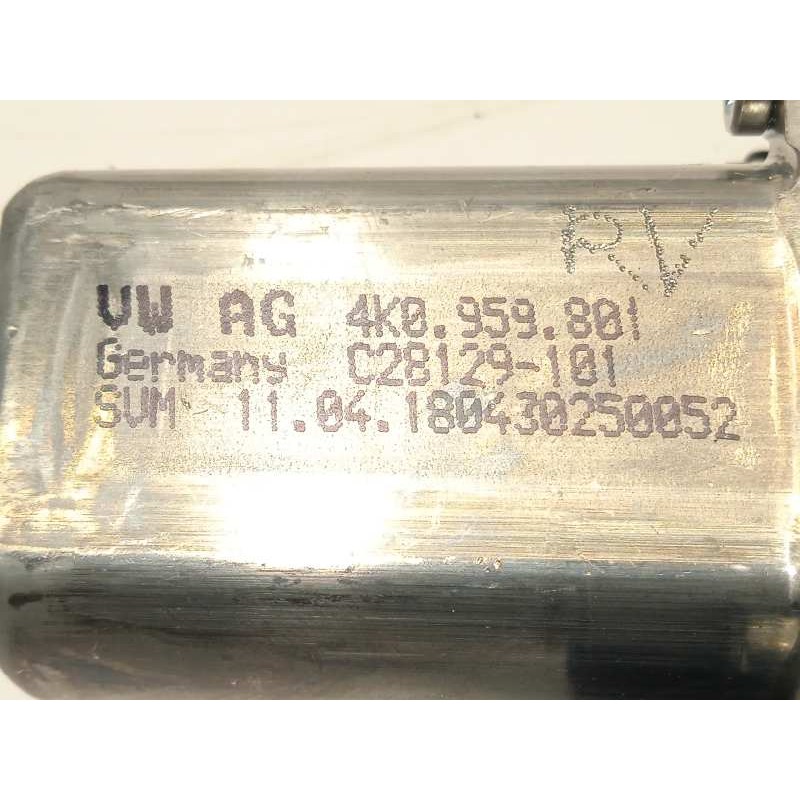 Recambio de elevalunas delantero derecho para audi a8 (4n2/4n8) 50 tdi quattro referencia OEM IAM 4N0837462  4K0959801