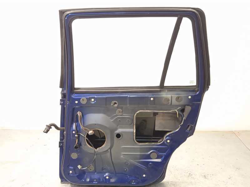 Recambio de puerta trasera derecha para volvo xc90 2.4 d momentum geartronic (7 sitze) referencia OEM IAM 31385359  