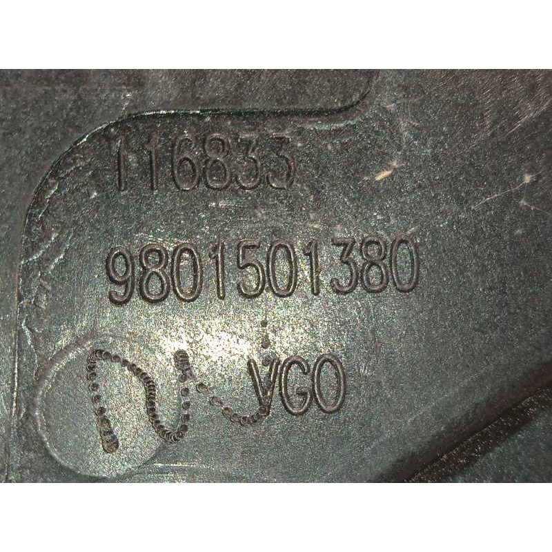 Recambio de tapa exterior combustible para citroën c4 cactus feel edition referencia OEM IAM 9801501380  9801486480