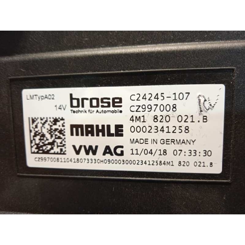 Recambio de motor calefaccion para audi a8 (4n2/4n8) 50 tdi quattro referencia OEM IAM 4M1820021B  