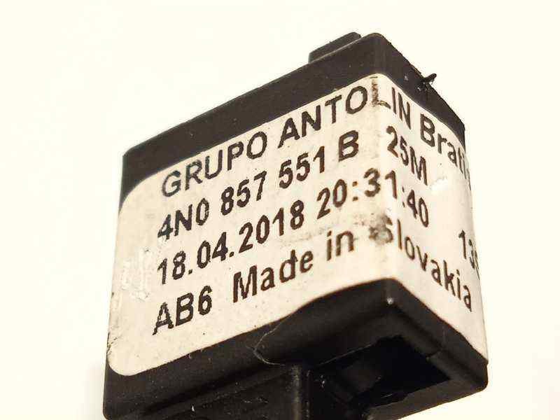 Recambio de parasol izquierdo para audi a8 (4n2/4n8) 50 tdi quattro referencia OEM IAM 4N0857551B  