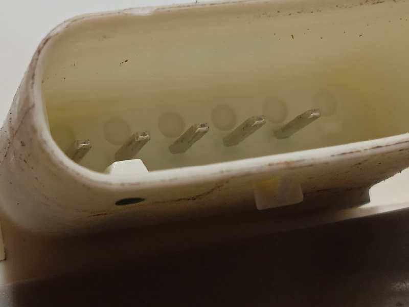 Recambio de cerradura puerta delantera derecha para audi a4 avant (8w5) 2.0 16v tdi referencia OEM IAM 8X1837016C  