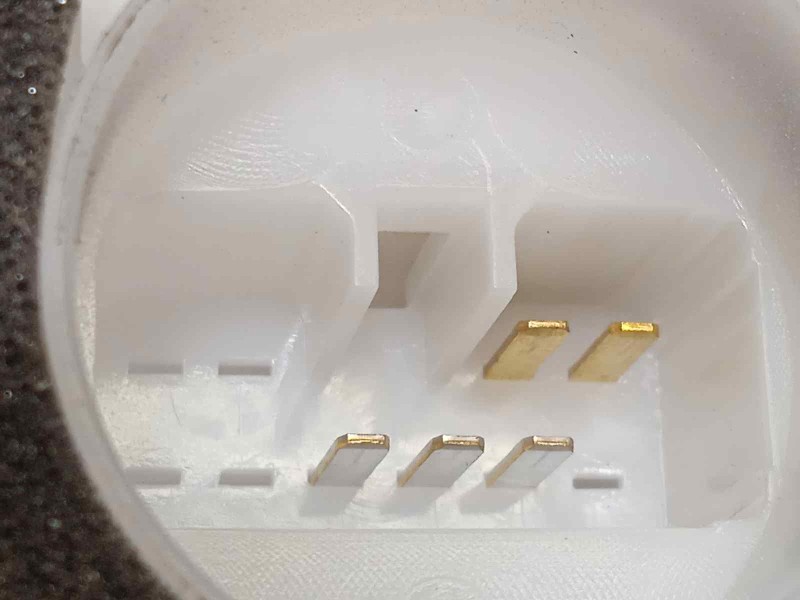 Recambio de cerradura puerta delantera derecha para mitsubishi eclipse cross motion 2wd referencia OEM IAM 5715A728  