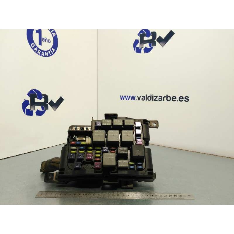 Recambio de caja reles / fusibles para kia carens (un) active referencia OEM IAM 919501D220  