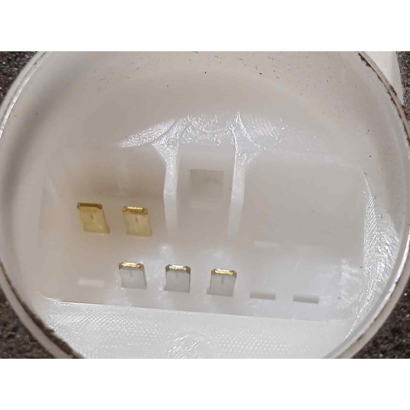 Recambio de cerradura puerta delantera izquierda para mitsubishi eclipse cross motion 2wd referencia OEM IAM 5715A739  