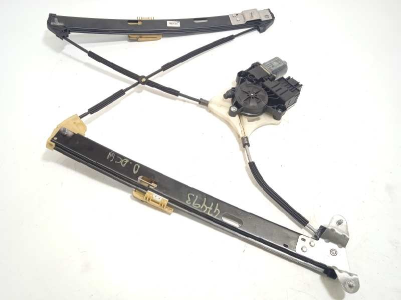 Recambio de elevalunas delantero derecho para volkswagen polo advance referencia OEM IAM 2G4837462B 0130822064 2Q1959882