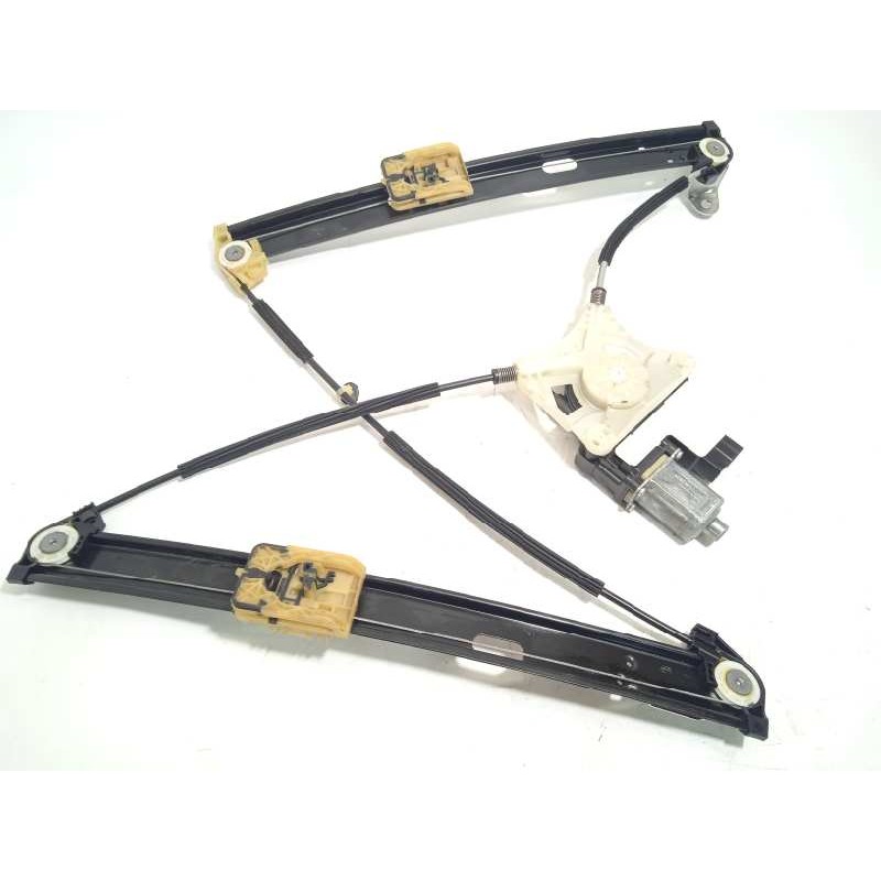 Recambio de elevalunas delantero derecho para volkswagen polo advance referencia OEM IAM 2G4837462B 0130822064 2Q1959882