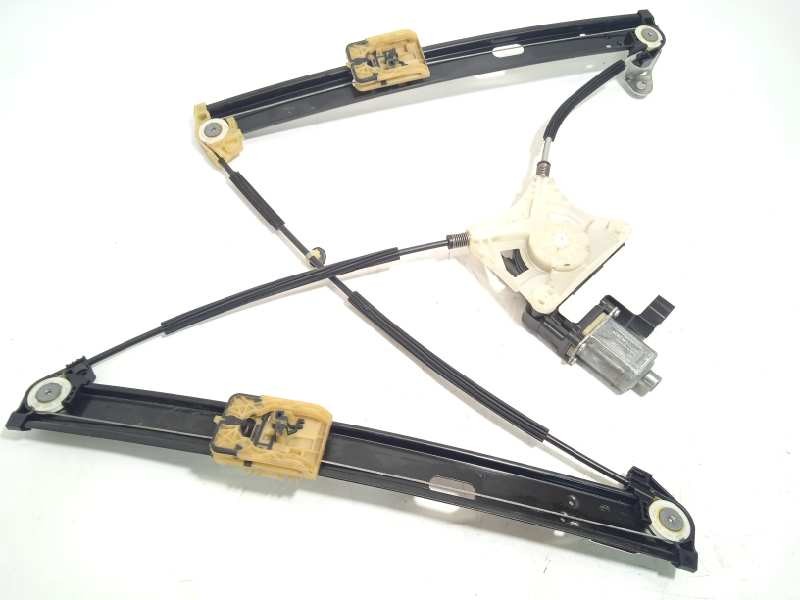 Recambio de elevalunas delantero derecho para volkswagen polo advance referencia OEM IAM 2G4837462B 0130822064 2Q1959882