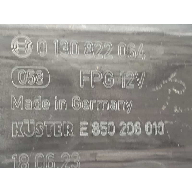 Recambio de elevalunas delantero derecho para volkswagen polo advance referencia OEM IAM 2G4837462B 0130822064 2Q1959882
