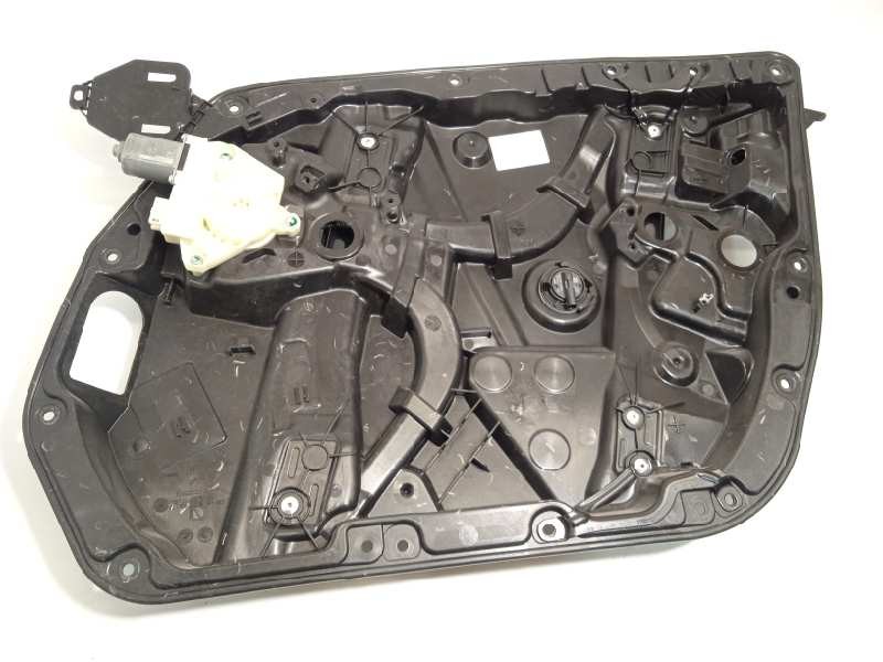 ELEVALUNAS DELANTERO DERECHO A2059060113 