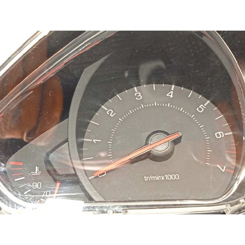 Recambio de cuadro instrumentos para peugeot 208 active referencia OEM IAM 9801904780  