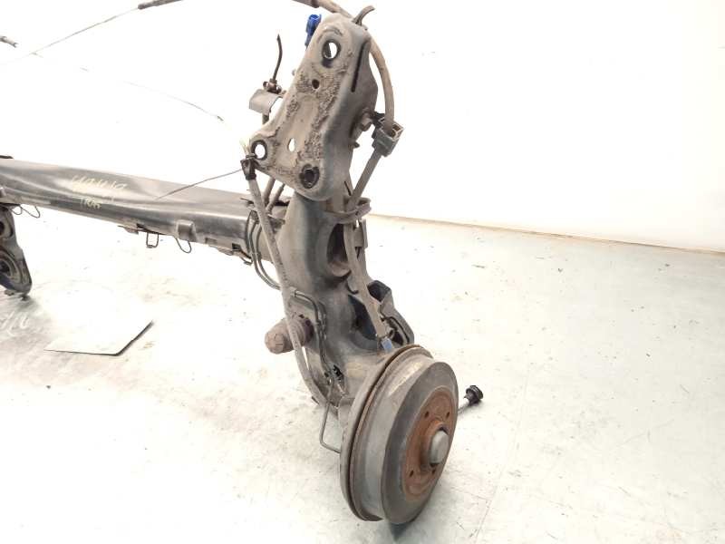 Recambio de puente trasero para peugeot 208 active referencia OEM IAM 1607197280  