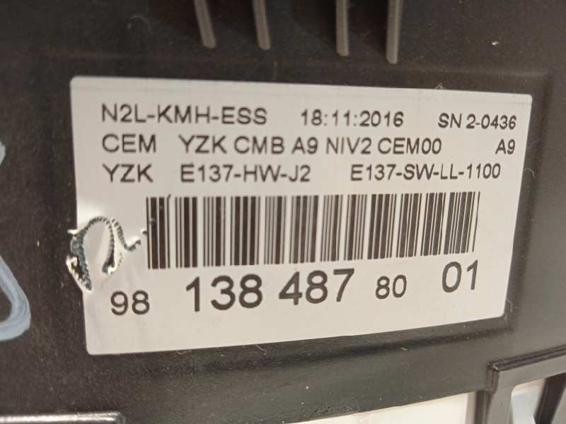 Recambio de cuadro instrumentos para peugeot 208 style referencia OEM IAM 9813848780  