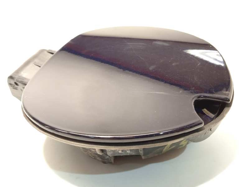 Recambio de tapa exterior combustible para peugeot 208 style referencia OEM IAM 9807206080  