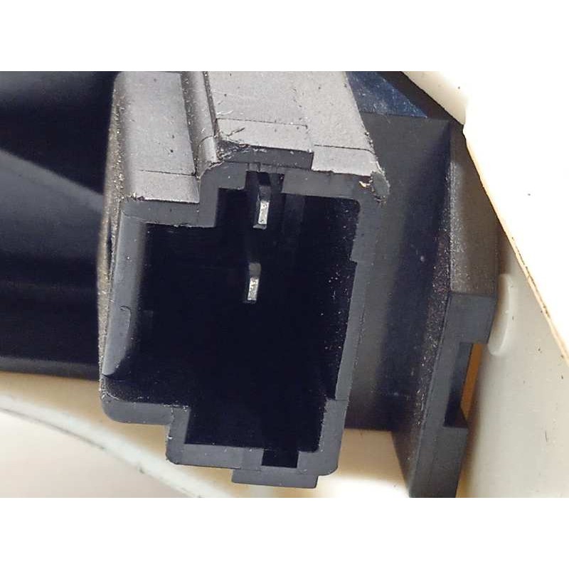 Recambio de elevalunas trasero izquierdo para renault fluence dynamique referencia OEM IAM 827210016R  827310012R