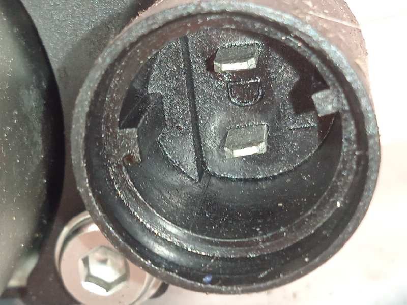 Recambio de elevalunas delantero izquierdo para dacia sandero laureate referencia OEM IAM 8200733829  