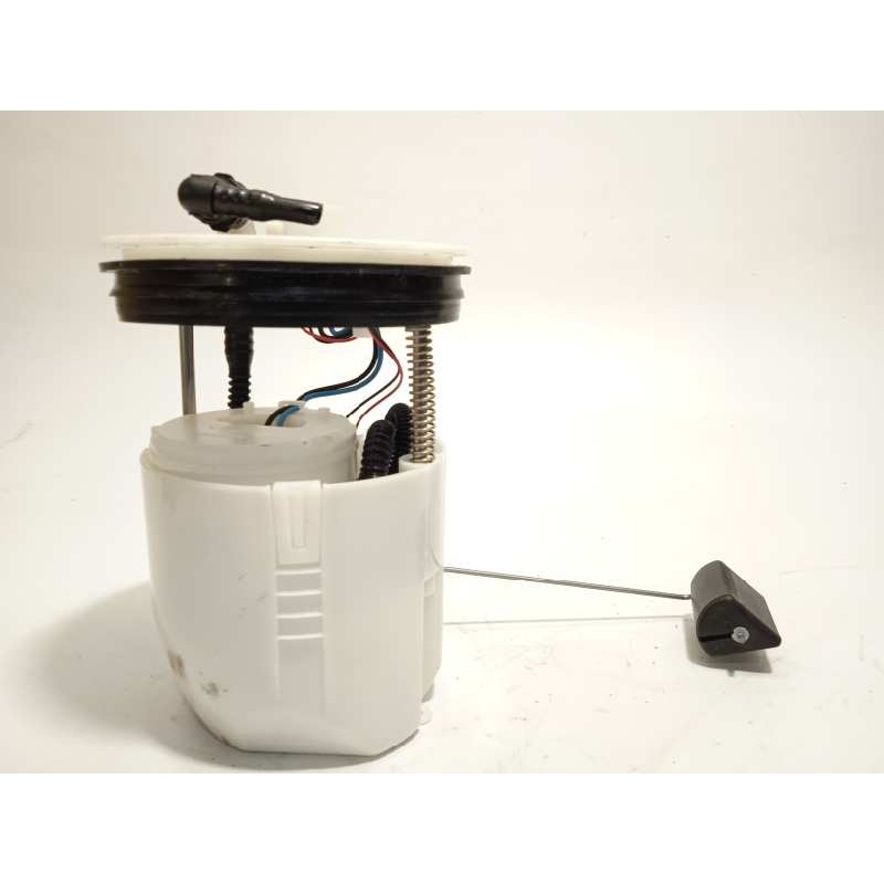 Recambio de bomba combustible para mazda 3 lim. () 1.5 16v cat referencia OEM IAM PE201335X  X00050316