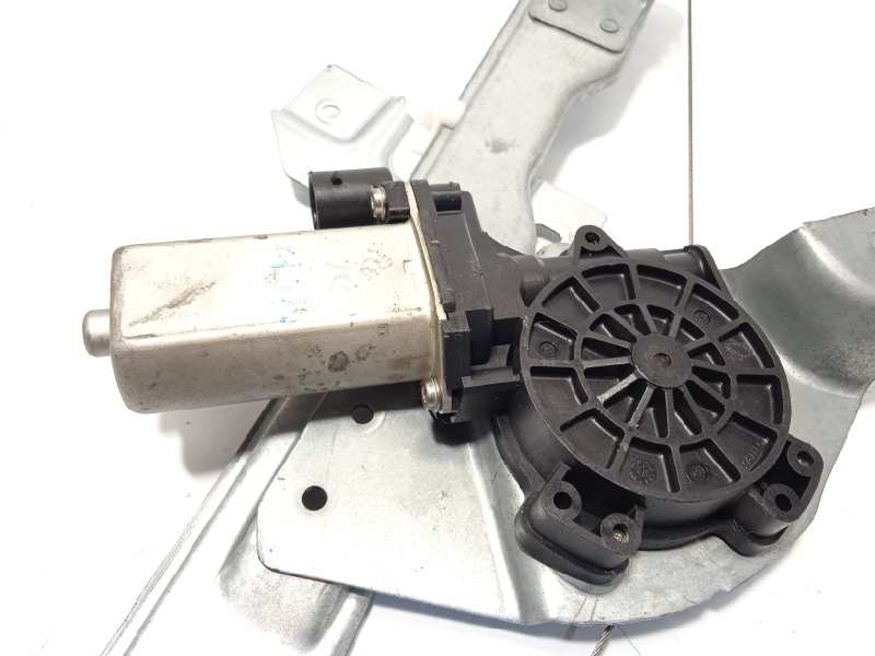 Recambio de elevalunas delantero derecho para dacia sandero laureate referencia OEM IAM 8200733828  