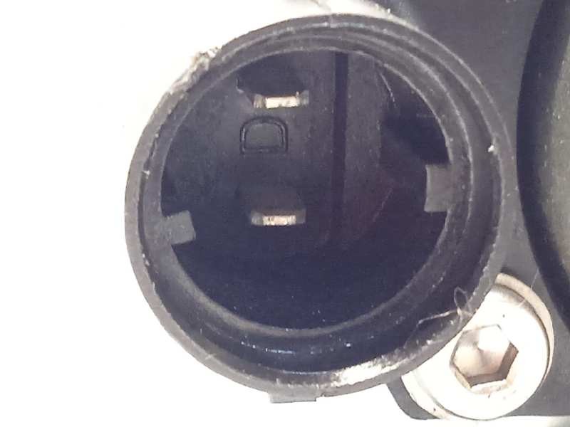 Recambio de elevalunas delantero derecho para dacia sandero laureate referencia OEM IAM 8200733828  