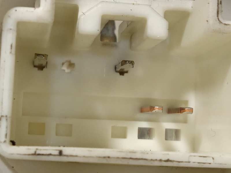 Recambio de cerradura puerta delantera derecha para mazda 3 lim. () 1.5 16v cat referencia OEM IAM 4A28B0697  BHS2