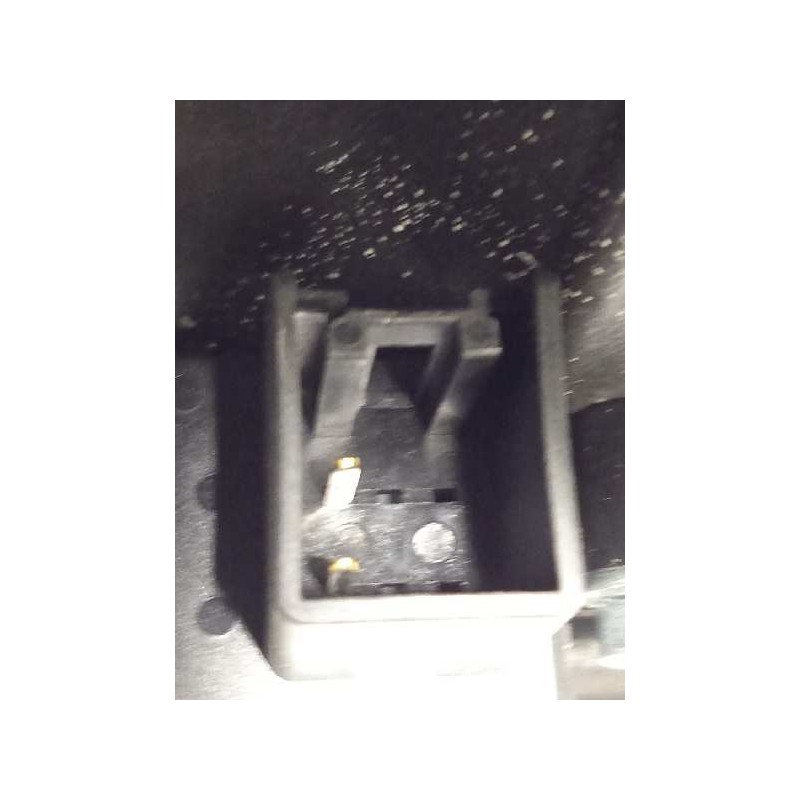 Recambio de elevalunas trasero izquierdo para mazda 3 lim. () 1.5 16v cat referencia OEM IAM BHN97397XA  BHP15958X