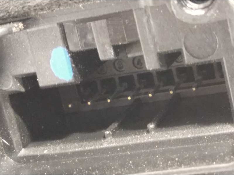 Recambio de cerradura puerta delantera derecha para skoda fabia style referencia OEM IAM 6V1837016A  