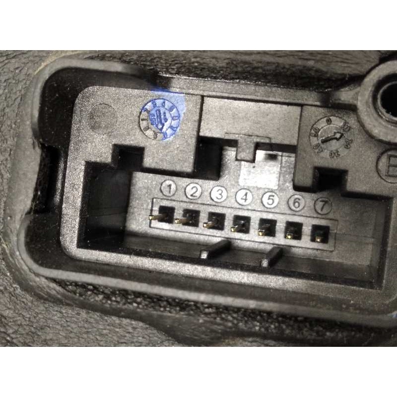 Recambio de cerradura puerta trasera derecha para skoda fabia style referencia OEM IAM 6V0839016A  