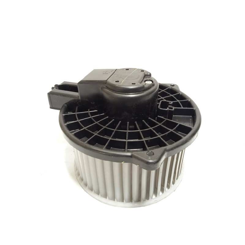 Recambio de motor calefaccion para mazda 3 lim. () 1.5 16v cat referencia OEM IAM HB111D65102  8727000701