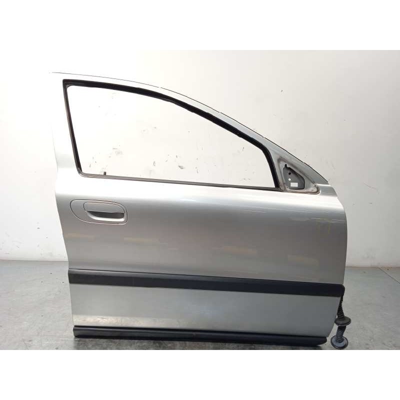 Recambio de puerta delantera derecha para volvo s60 berlina 2.4 d referencia OEM IAM 30796487  