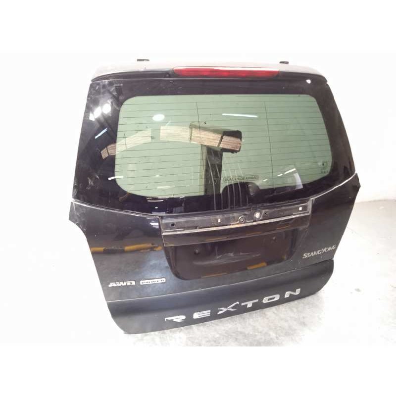 Recambio de porton trasero para ssangyong rexton referencia OEM IAM 6400108302  