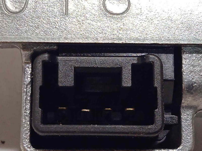 Recambio de motor limpia trasero para mitsubishi eclipse cross motion 2wd referencia OEM IAM 8253A207  